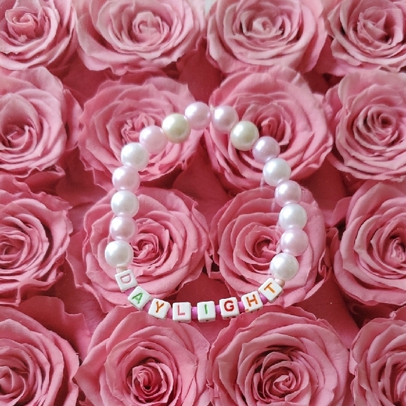 Handmade Bracelet Daylight💗 - Picture 1 of 3